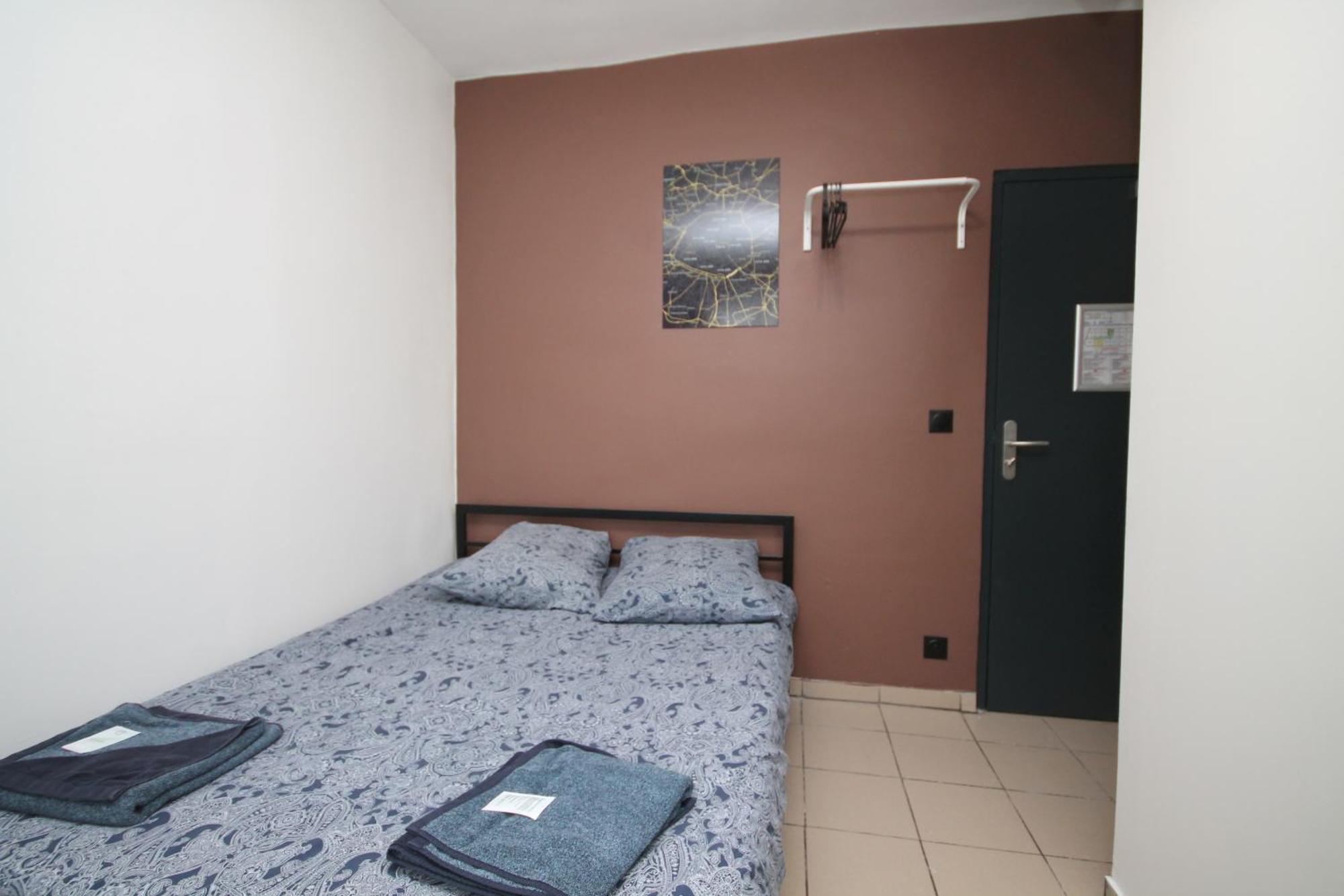08 - Chambre Proche Paris Et Transports Avec Tv Wifi Сен-Дени Экстерьер фото